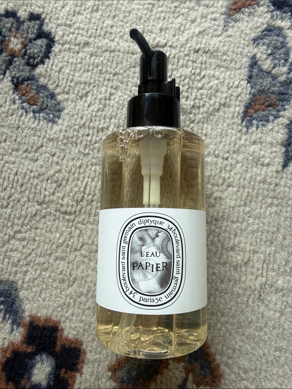 diptyque L'Eau Papier Liquid Hand and Body Soap - Black Pump, Clear Gel